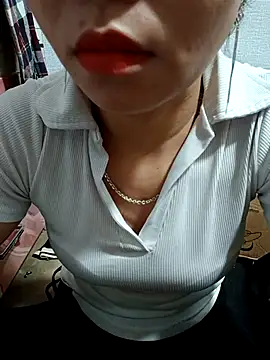 Snapshot of Minssara20 chatting on 11.09.25 Minssara20 online show from 11.09.25