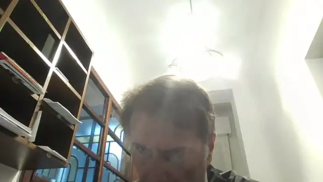 Snapshot of sayeaprayer65 chatting on 10.01.25 sayeaprayer65 online show from 10.01.25