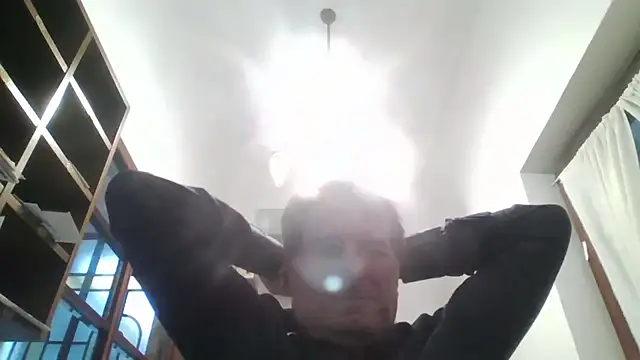 Snapshot of sayeaprayer65 chatting on 10.15.25 sayeaprayer65 online show from 10.15.25