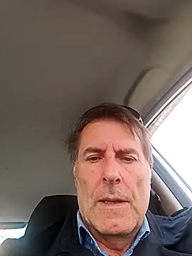 Snapshot of sayeaprayer65 chatting on 10.18.25 sayeaprayer65 online show from 10.18.25