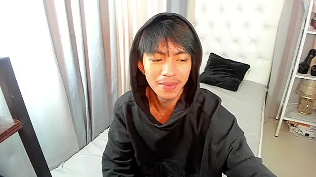 Snapshot of jayxxxlovescock chatting on 12.21.25 jayxxxlovescock online show from 12.21.25