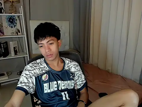 Snapshot of jayxxxlovescock chatting on 02.20.26 jayxxxlovescock online show from 02.20.26