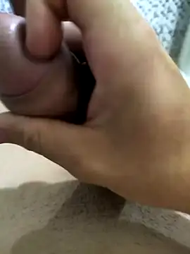 Snapshot of teuszim1923 chatting on 10.14.25 teuszim1923 online show from 10.14.25