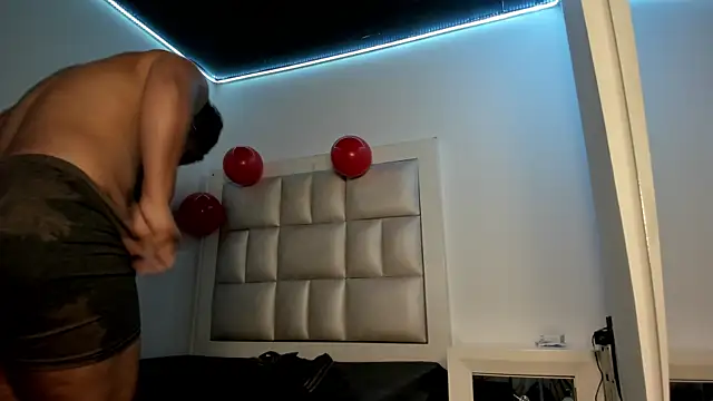 peyton  wat online show from 04.23.26
