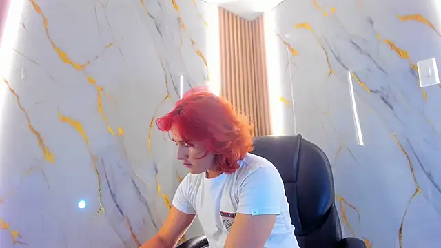 Snapshot of Marian_Cristal chatting on 02.08.26 Marian Cristal online show from 02.08.26