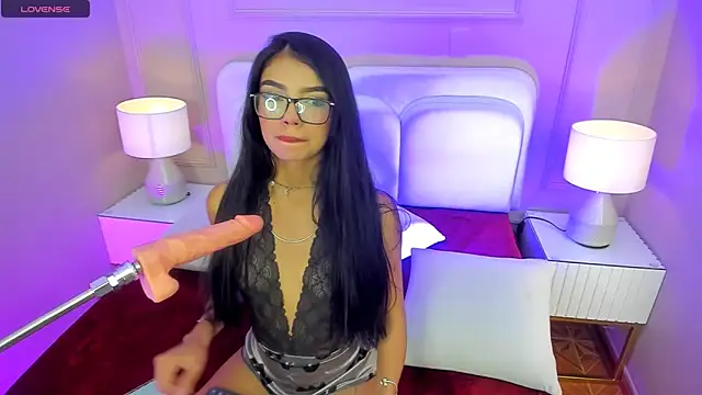 Snapshot of cata_monrey chatting on 11.28.25 cata monrey online show from 11.28.25