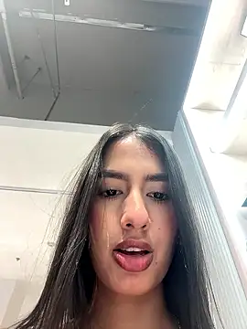 Snapshot of Julieta_Duque chatting on 01.09.26 Julieta Duque online show from 01.09.26