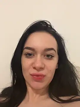 AlessiaVoss online show from 12.17.25