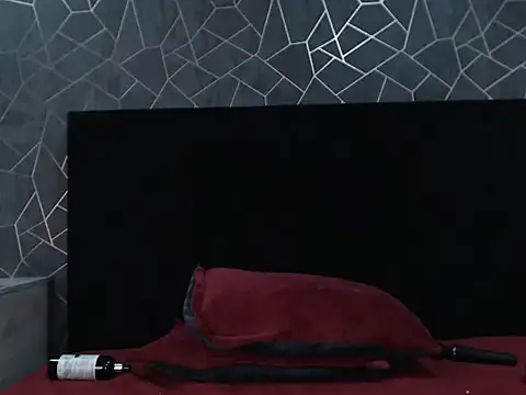 dahiana klimt online show from 10.07.25