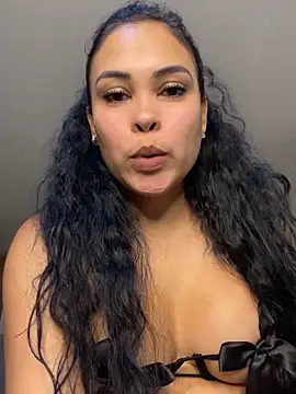 FOX LATINA online show from 04.28.26