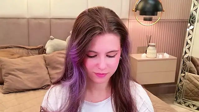 Akira Halls online show from 11.13.25