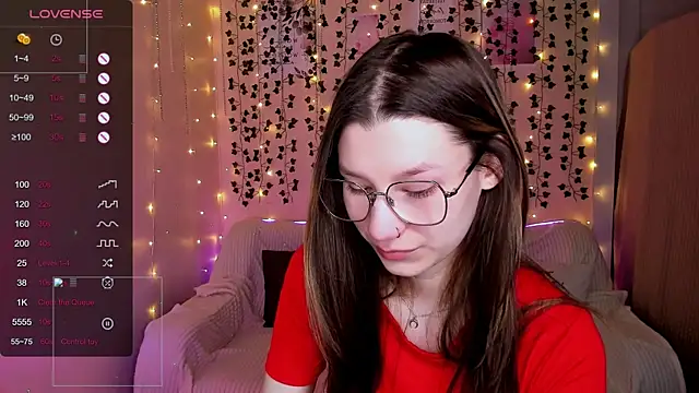 LinaBlossom  online show from 01.15.26