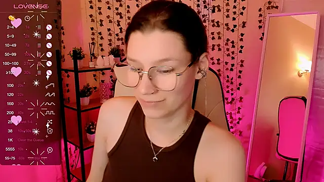 LinaBlossom  online show from 06.13.26