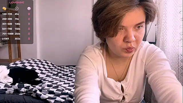 SabrinaFolts online show from 10.12.25