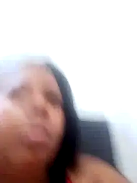 Snapshot of Crislove22 chatting on 10.12.25 Crislove22 online show from 10.12.25