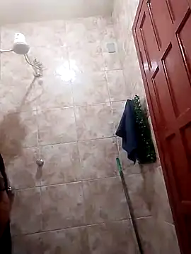 Snapshot of Crislove22 chatting on 10.15.25 Crislove22 online show from 10.15.25