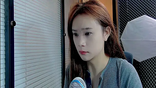 YY-27 online show from 09.21.25