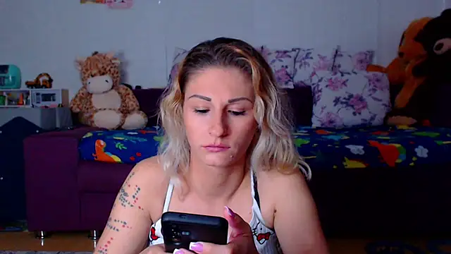 CassieSpell online show from 04.30.26