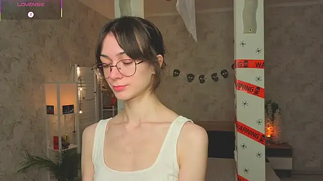 ReneeLippeatt online show from 10.30.25