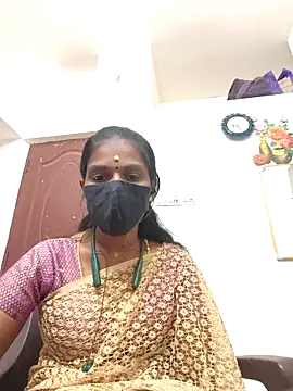 Snapshot of Tamil_Yalini12 chatting on 05.04.26 Tamil Yalini12 online show from 05.04.26