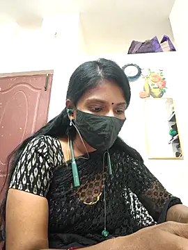 Snapshot of Tamil_Yalini12 chatting on 05.06.26 Tamil Yalini12 online show from 05.06.26