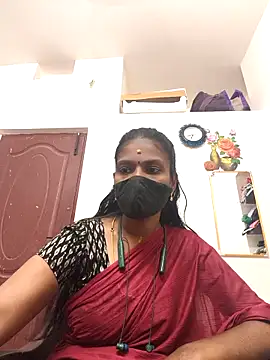 Snapshot of Tamil_Yalini12 chatting on 05.12.26 Tamil Yalini12 online show from 05.12.26