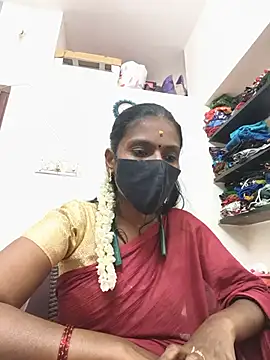 Snapshot of Tamil_Yalini12 chatting on 05.16.26 Tamil Yalini12 online show from 05.16.26