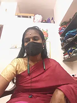 Snapshot of Tamil_Yalini12 chatting on 05.17.26 Tamil Yalini12 online show from 05.17.26