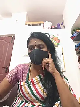 Snapshot of Tamil_Yalini12 chatting on 05.22.26 Tamil Yalini12 online show from 05.22.26