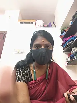 Snapshot of Tamil_Yalini12 chatting on 05.24.26 Tamil Yalini12 online show from 05.24.26