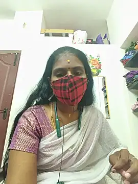 Snapshot of Tamil_Yalini12 chatting on 06.01.26 Tamil Yalini12 online show from 06.01.26