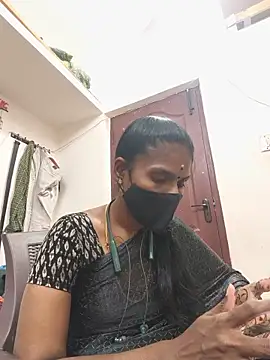 Snapshot of Tamil_Yalini12 chatting on 06.10.26 Tamil Yalini12 online show from 06.10.26