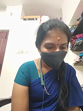 Snapshot of Tamil_Yalini12 chatting on 06.11.26 Tamil Yalini12 online show from 06.11.26