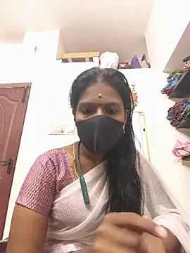 Snapshot of Tamil_Yalini12 chatting on 06.14.26 Tamil Yalini12 online show from 06.14.26