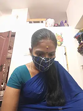 Snapshot of Tamil_Yalini12 chatting on 06.18.26 Tamil Yalini12 online show from 06.18.26