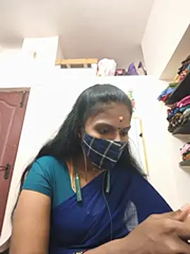 Snapshot of Tamil_Yalini12 chatting on 06.21.26 Tamil Yalini12 online show from 06.21.26