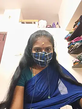 Snapshot of Tamil_Yalini12 chatting on 06.22.26 Tamil Yalini12 online show from 06.22.26