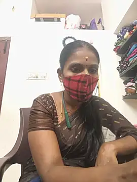 Snapshot of Tamil_Yalini12 chatting on 07.03.26 Tamil Yalini12 online show from 07.03.26