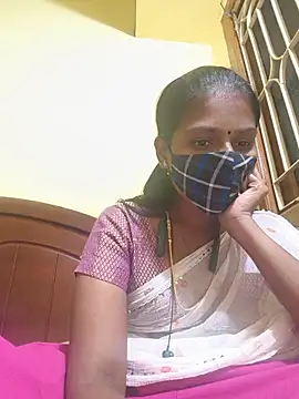 Snapshot of Tamil_Yalini12 chatting on 07.05.26 Tamil Yalini12 online show from 07.05.26