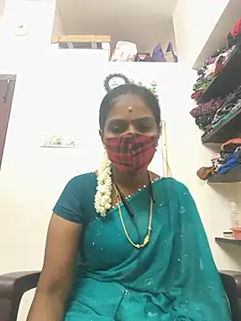 Snapshot of Tamil_Yalini12 chatting on 07.18.26 Tamil Yalini12 online show from 07.18.26