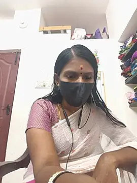 Snapshot of Tamil_Yalini12 chatting on 07.22.26 Tamil Yalini12 online show from 07.22.26