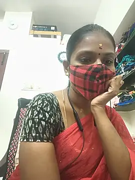 Snapshot of Tamil_Yalini12 chatting on 07.25.26 Tamil Yalini12 online show from 07.25.26