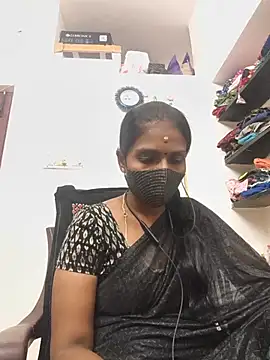 Snapshot of Tamil_Yalini12 chatting on 07.28.26 Tamil Yalini12 online show from 07.28.26