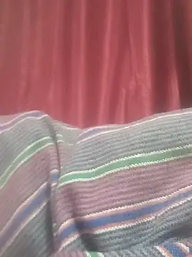 Snapshot of Mansi01 chatting on 10.10.25 Mansi01 online show from 10.10.25