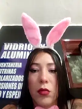 Snapshot of _Luna-1 chatting on 10.31.25 Luna-1 online show from 10.31.25