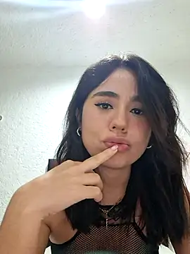 Snapshot of Akane24 chatting on 09.27.25 Akane24 online show from 09.27.25