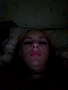 Snapshot of LaraDiva7799 chatting on 09.25.25 LaraDiva7799 online show from 09.25.25