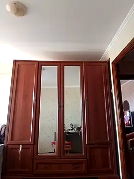 Snapshot of LaraDiva7799 chatting on 09.27.25 LaraDiva7799 online show from 09.27.25