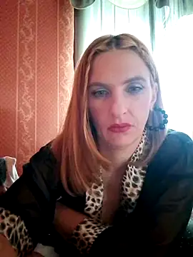 Snapshot of LaraDiva7799 chatting on 10.12.25 LaraDiva7799 online show from 10.12.25