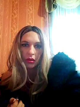 Snapshot of LaraDiva7799 chatting on 10.20.25 LaraDiva7799 online show from 10.20.25